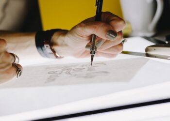 purpose of logo development