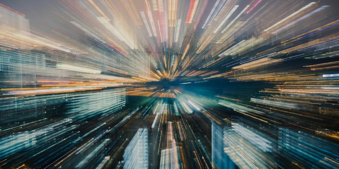 Motion design as a way to draw attention to a brand